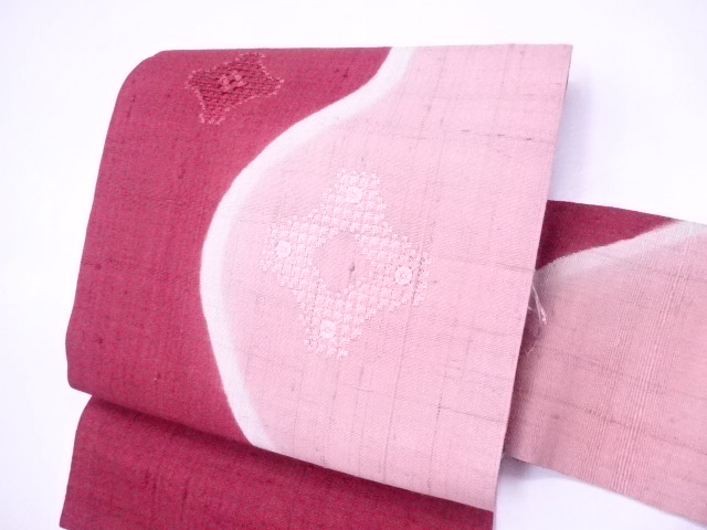 リサイクル　九寸名古屋帯　手織紬　幾何学に汕頭刺繍